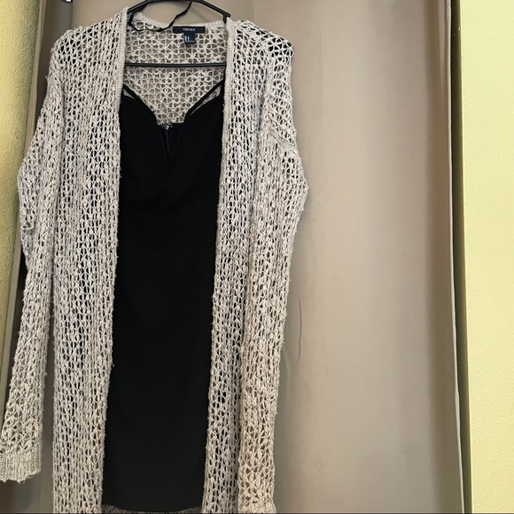 Set - Picture 4 of 6